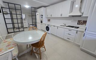Apartament 2 Camere Zona Cetate, Bloc Nou - Poză 1
