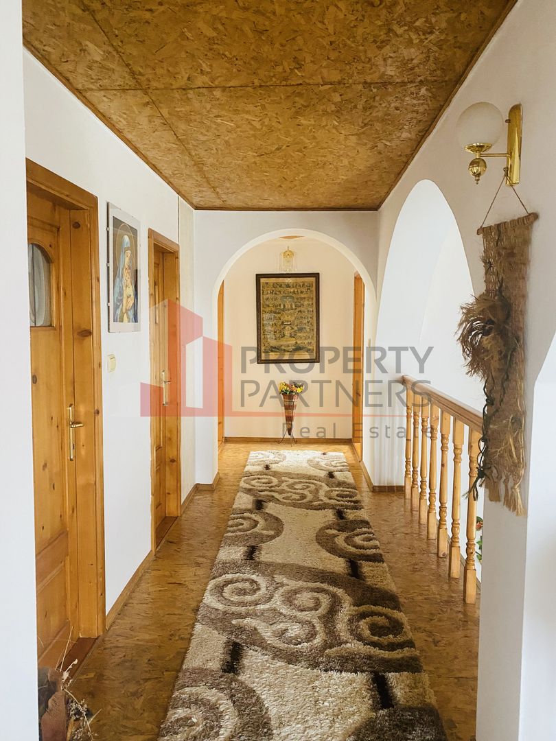 Casa deosebita Ghimbav - Poză 22