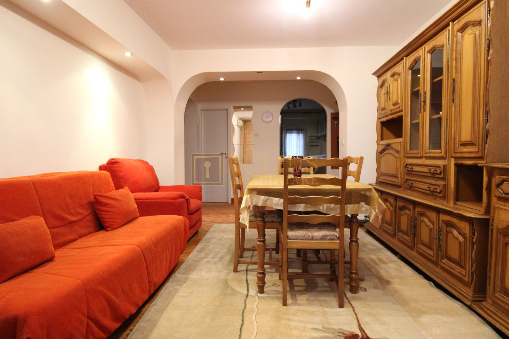Aradului -3 camere, 2 bai, centrala proprie, ctr inclus. - Poză 1