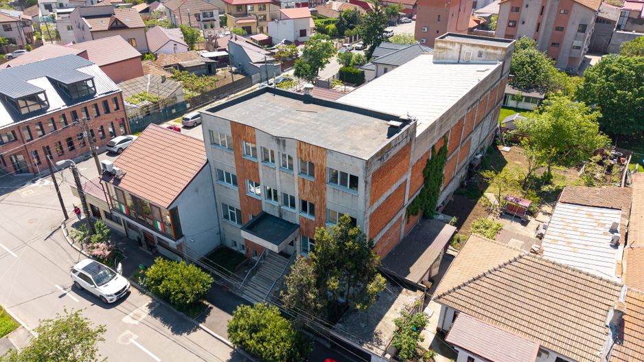 Spatiu comercial premium de inchiriat cu parcare si lift/Constanta - Poză 6