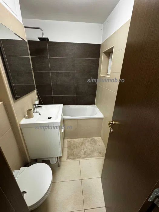 Decomandat Renovat Spatios 4 Camere Colentina - Poză 6