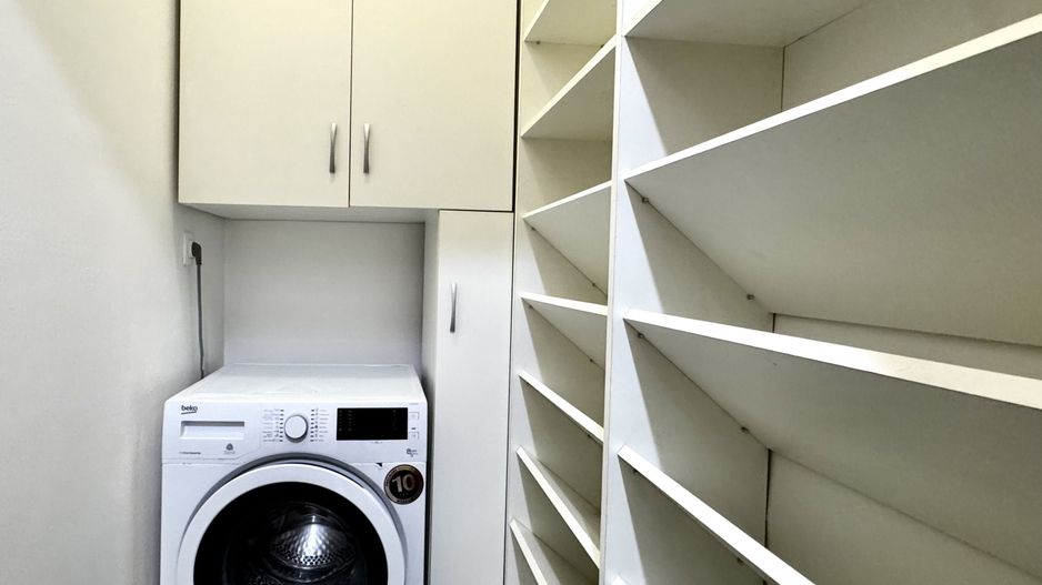 Apartment 2 camere, decomandat,  loc de parcare, Complexul Studențesc - Poză 7