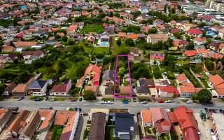 REZERVAT! Proprietate cu potențial major, Parneava, str. Oituz - Poză 4