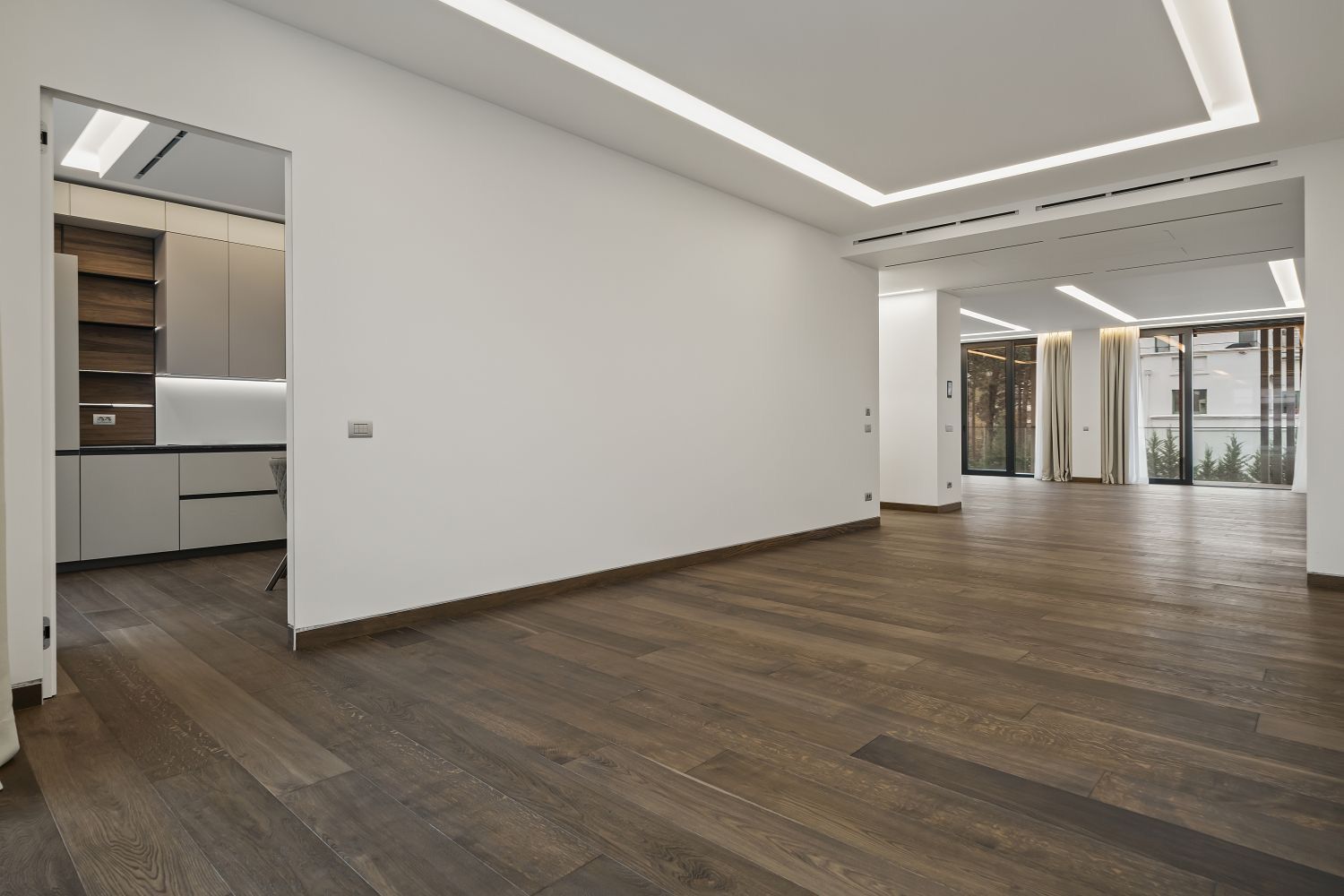 Apartament unic 5 Camere | Zona Aviatorilor - Poză 2