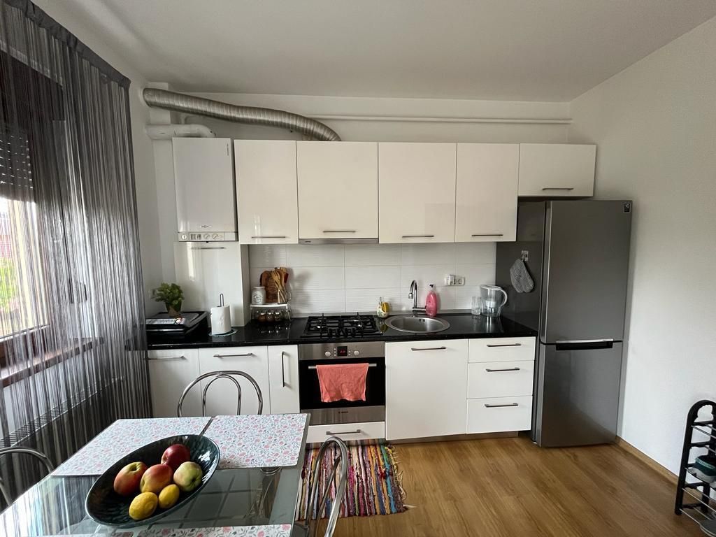 Apart bloc nou etaj 1, Complex -Judetean +loc parcare - Poză 1