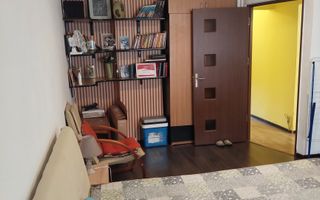 2 decomandate, parter, balcon, Sarari - 106 000 Euro - Poză 12