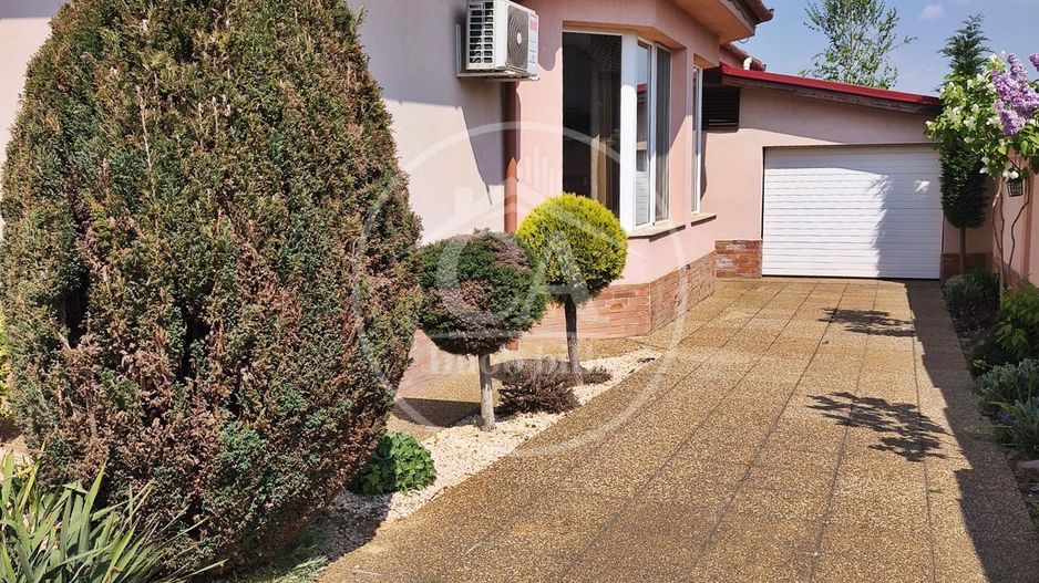 Casa de inchiriat cu 4 camere si piscina in Santandrei, Bihor - Poză 3