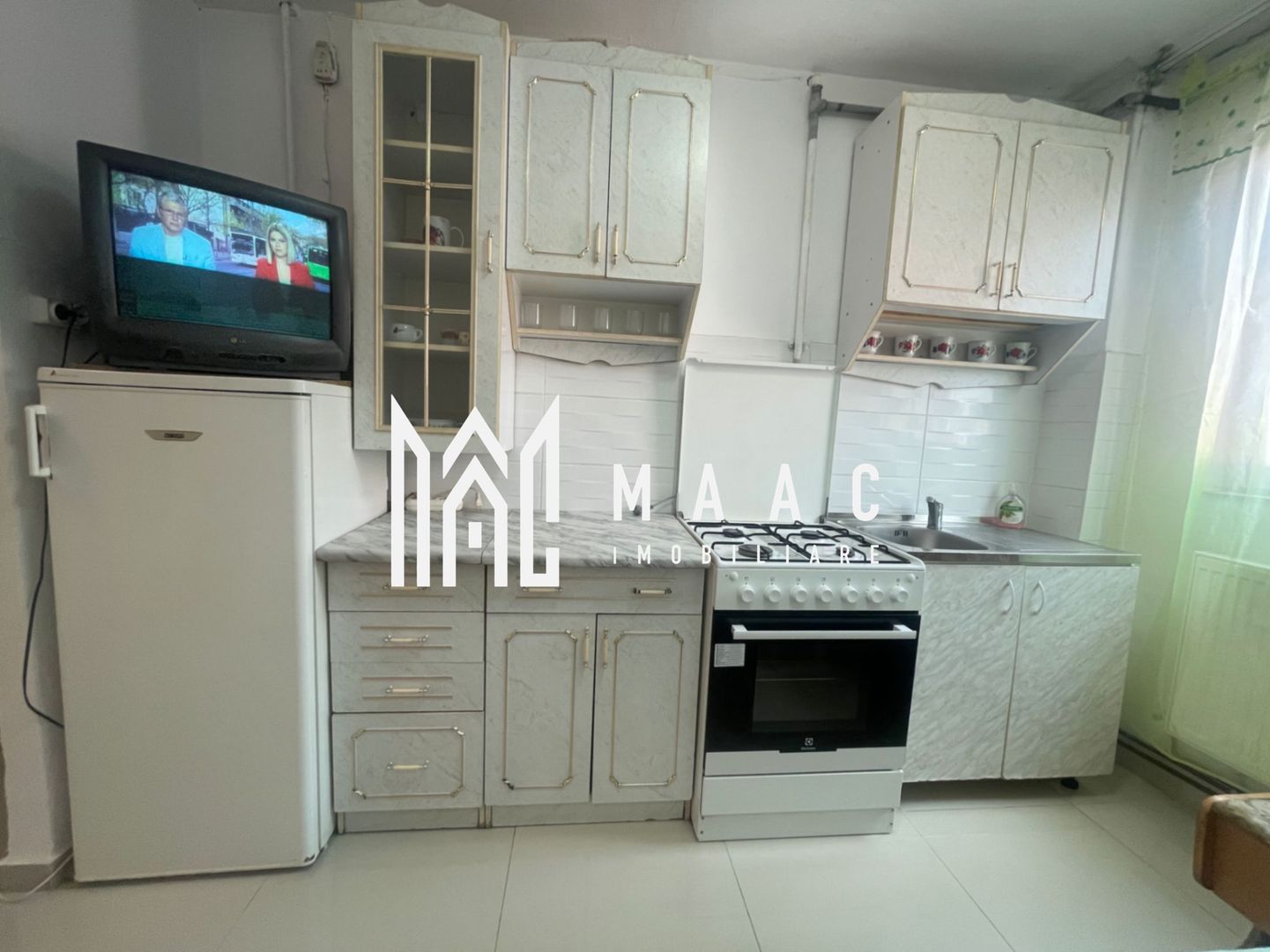 Apartament 2 camere | Locatie excelenta | Zona Cedonia - Poză 9