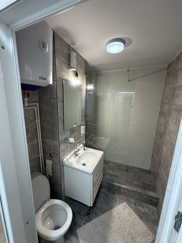 3 camere de inchiriat | decomandat | Metrou Râul Doamnei - Poză 5