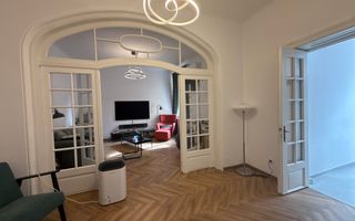 Apartament cochet vila edificata in perioada interbelica - Poză 8