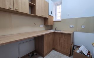 Spațiu oferit spre închiriere | Piața Mihai Viteazu - Poză 5