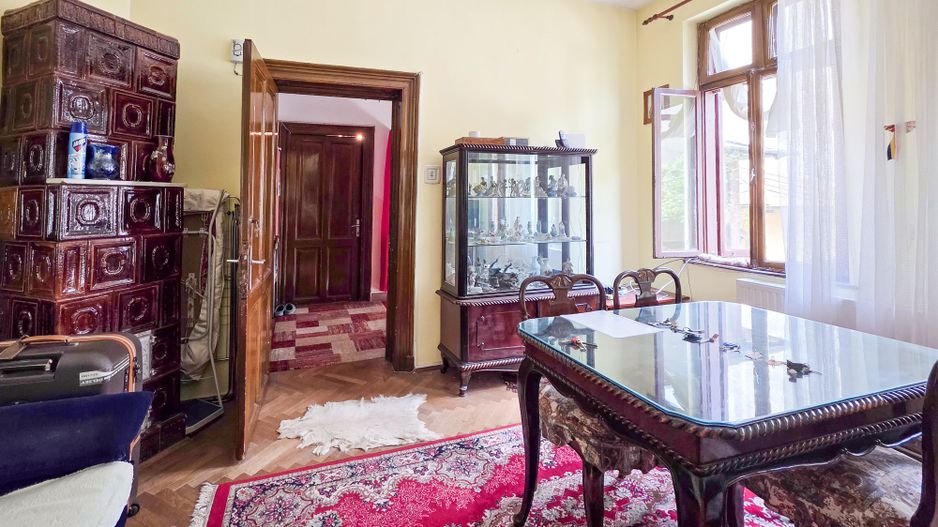 Apartament 3 Camere în Casă | Bd. Dacia 127 | Garaj + Curte - Poză 7