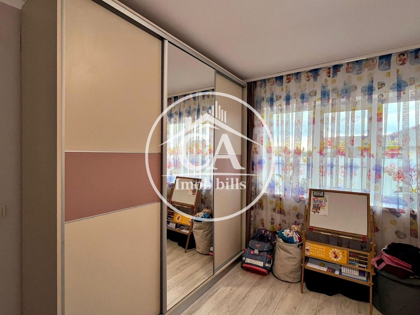 Casa de vanzare cu 4 camere in Oșorhei, Bihor - Poză 6