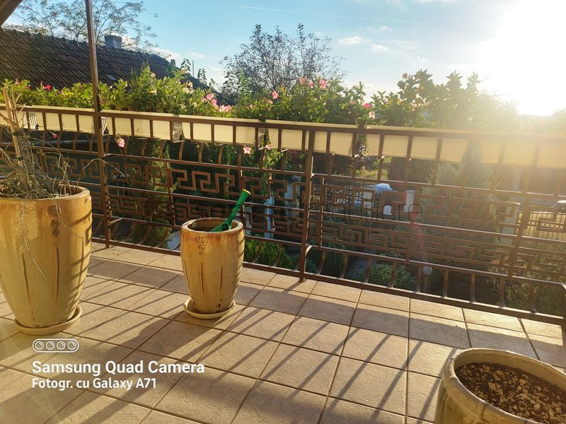 Casa lux cu 5 camere in Rontau - Poză 26