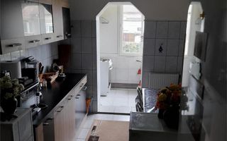Apartament 3 camere zona Lipovei - Poză 2