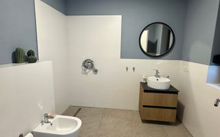 Casa deosebita intr-un cartier privat cu bariera - Poză 26