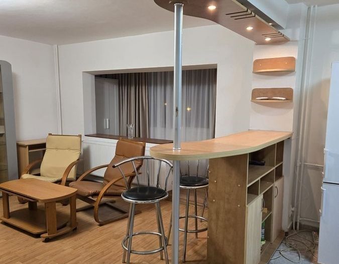 Închiriez apartament 2 camere, Mall Vitan, mobilat, metrou 4 minute - Poză 5