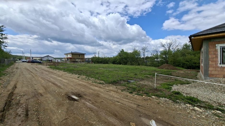 Teren 500 mp intravilan Smeura Stoenari - 4 loturi - Poză 8