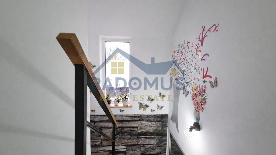 Casă Poienarii Burchii - Mobilată & Utilată  + Teren 2356 Mp - P+M - Poză 9