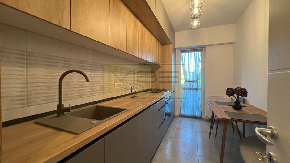 Apartament 2 camere premium + parcare Conest - Poză 2