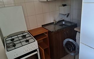 Garsonieră de închiriat, zona Nicolina, strada Pantelimon Halipa nr. 15, scara A, etaj 2 - Poză 3