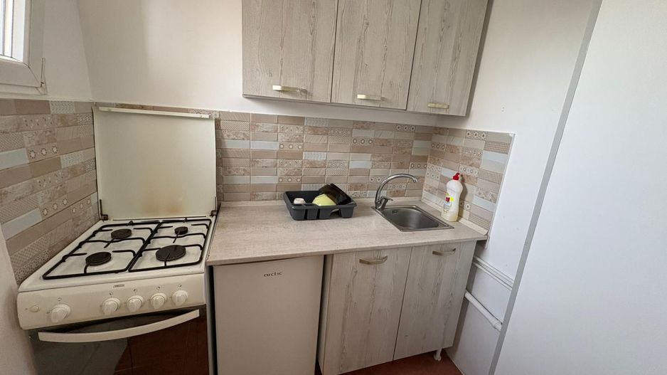 GARSONIERA PIATA SUDULUI, BUCATARIE INCHISA, MODERN, METROU 8 MINUTE - Poză 6