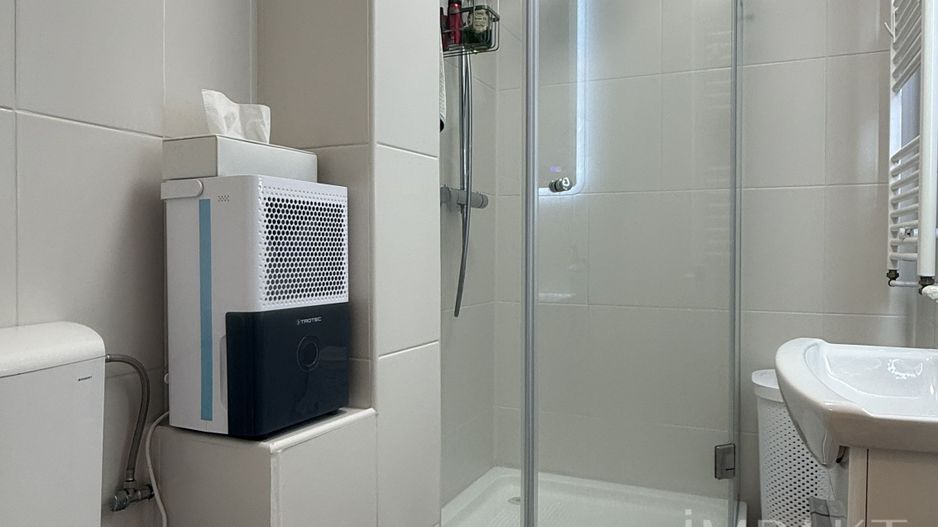 Apartament deosebit cu 4 camere decomandat si garaj in Andrei Muresanu - Poză 6