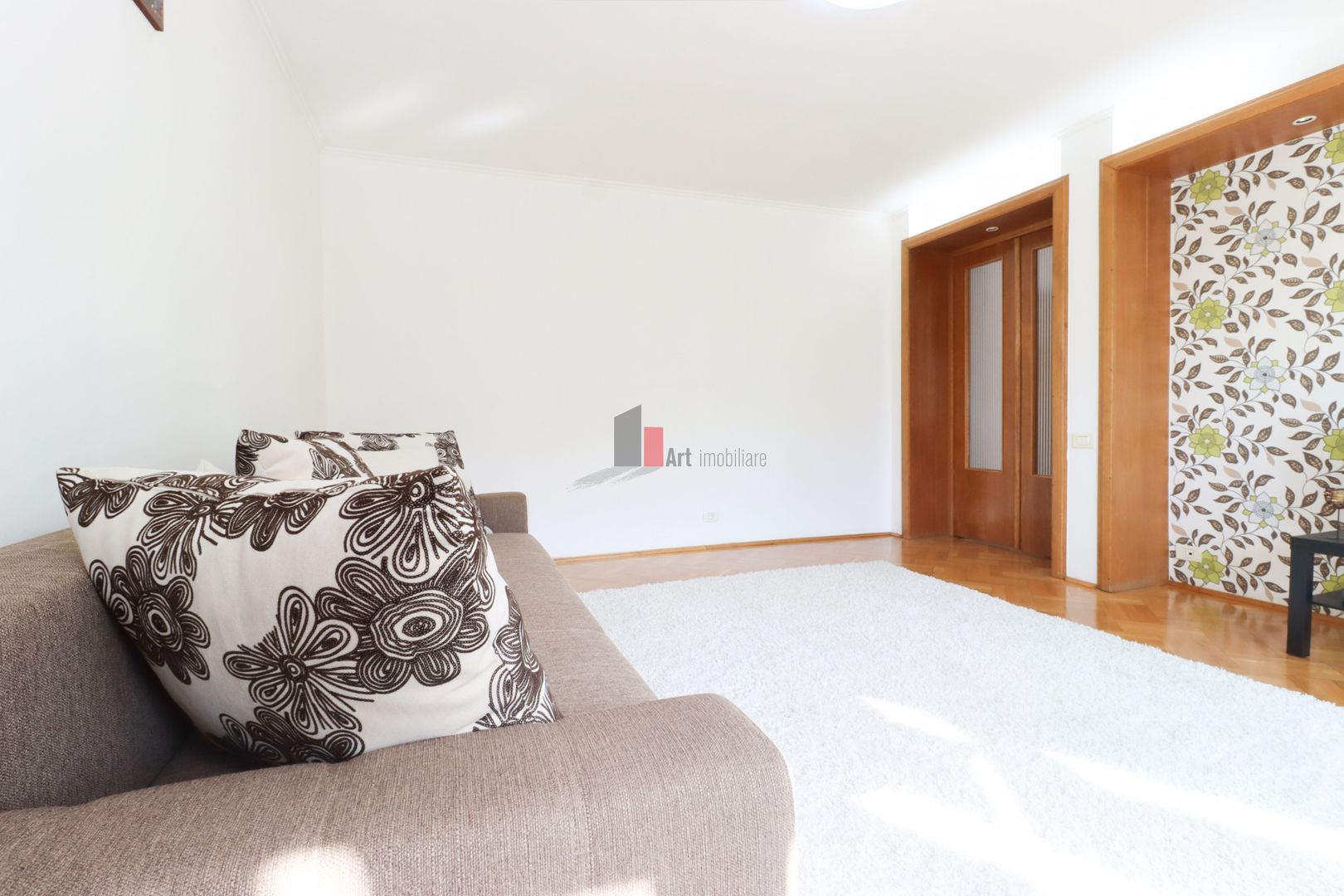 Apartamentul "SALTVEGURINN" in Drumul Sarii, intri in el si il inchiriezi pe loc - Poză 2