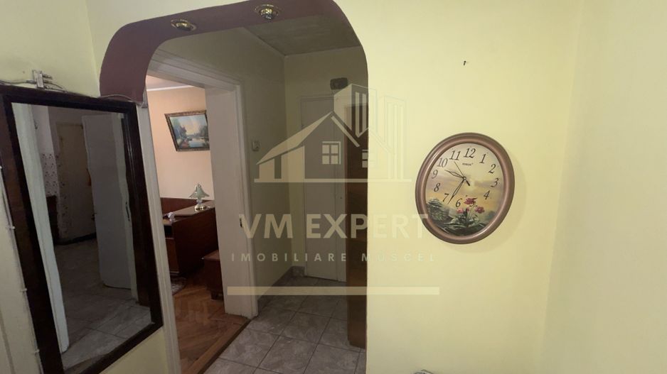 APARTAMENT 2 CAMERE ETAJ 4 ZONA ULTRACENTRALĂ CAMPULUNG - Poză 15