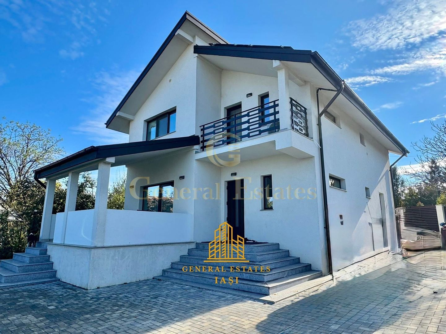 Vânzare Casă modernă - Galata lângă Platoul Însorit - Poză 1