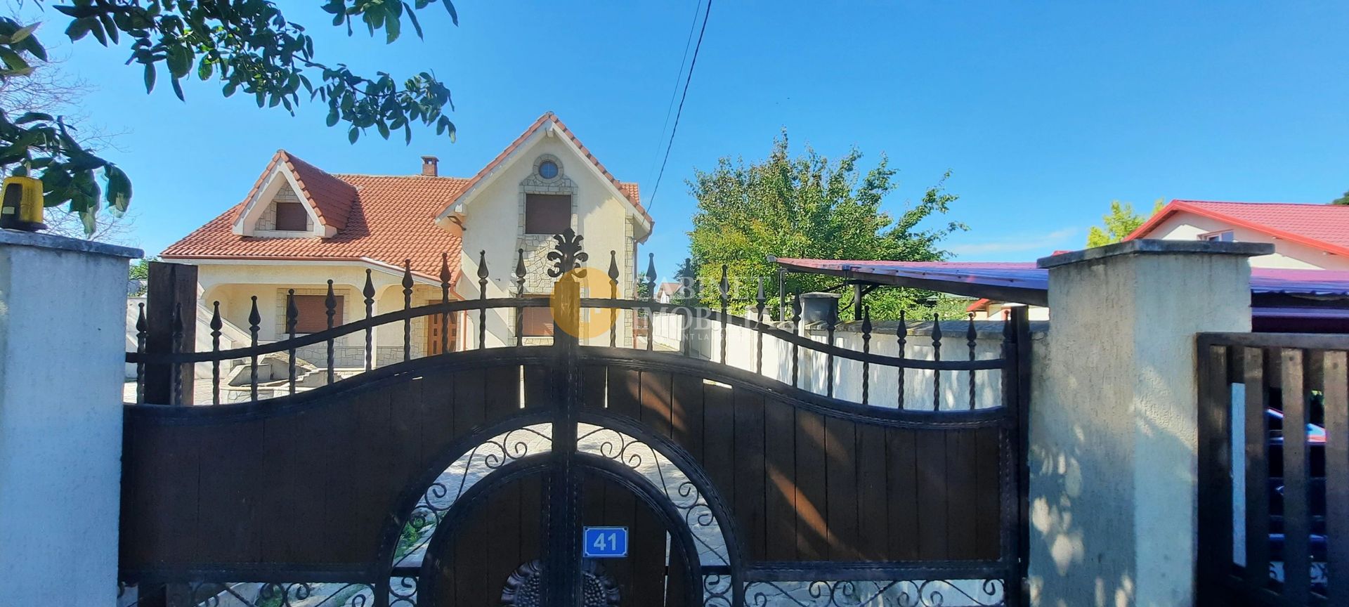 🏡VILĂ DEOSEBITĂ 250 MP UTILI - DANCU - 280.000 EURO - Poză 2