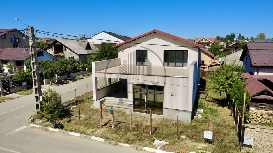 Casa/Vila de vanzare Agigea, Constanta - Poză 1