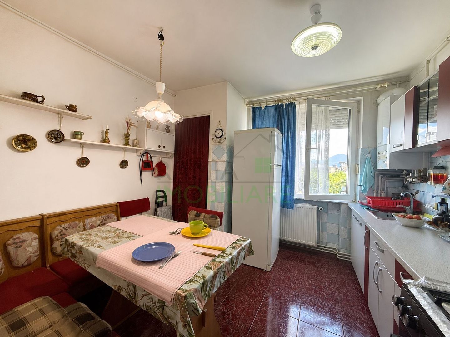 Apartament 3 camere, Centrul Civic , Orientare însorita - Poză 2