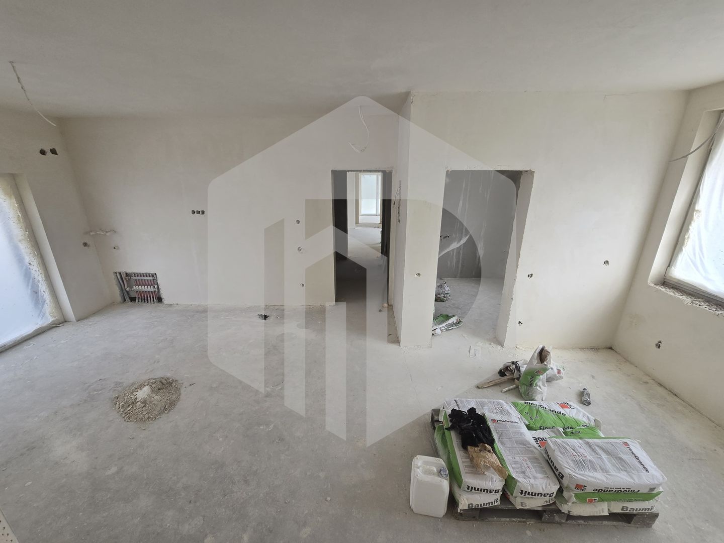 Apartament 3 camere 2 locuri de parcare zona Turnisor - Poză 6