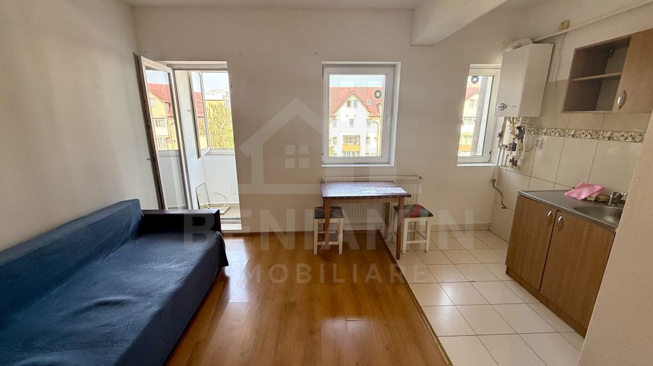 3 camere - 55mp - 2010 - centrala proprie - zona Garii - Poză 3