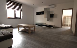 3 camere, 2 bai, la 10 minute de Spitalul judetean, centrala proprie - Poză 3