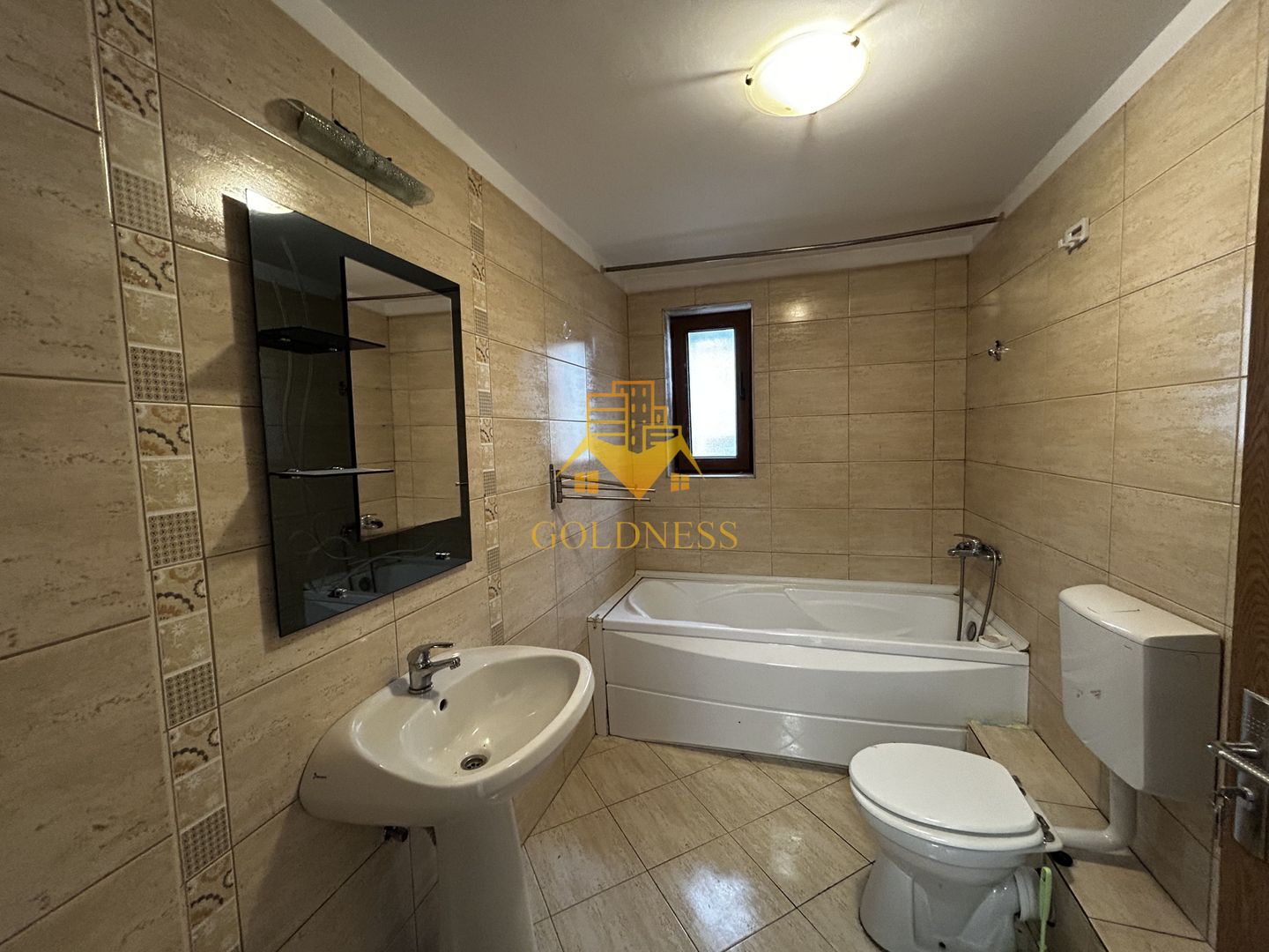 4 camere open space, Curte, Parcare, Modern, Lidl, Buna Ziua - Poză 14