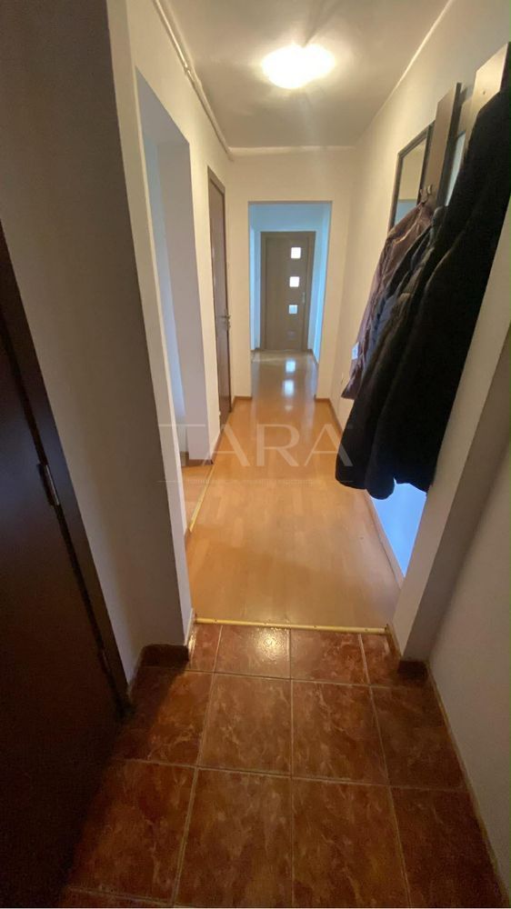 Apartament cu 4 camere decomandate, 2 parcări. Panoramă superbă! - Poză 5