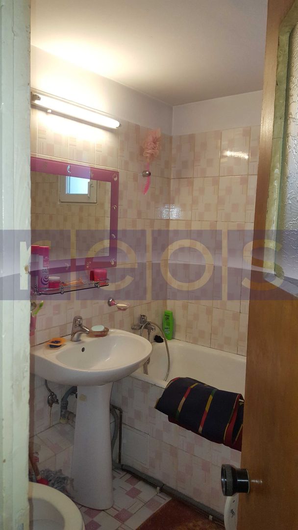 VANZARE 3 CAMERE DECOMANDAT -DRISTOR -5 minute de metrou - Poză 6