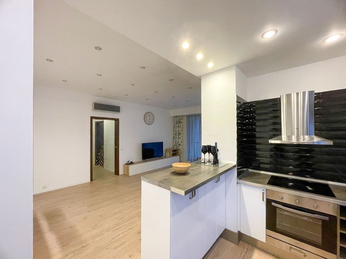 Chirie I Apartament 3 camere I North Area Lake View - Poză 9