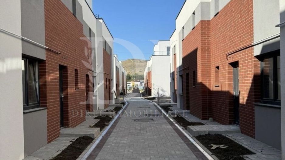 Casă înșiruită | terasă și grădină proprie - Poză 17