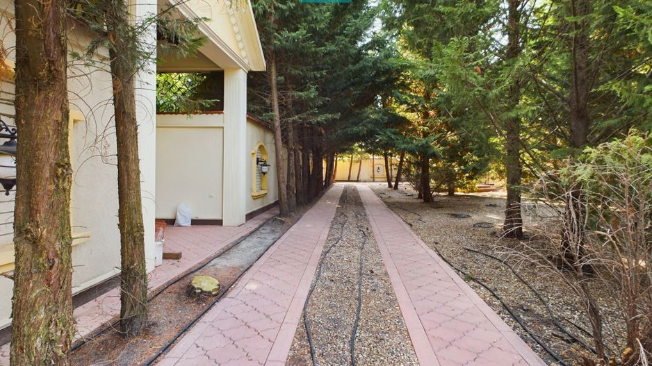 Vilă luxoasă în Serbia - Poză 12