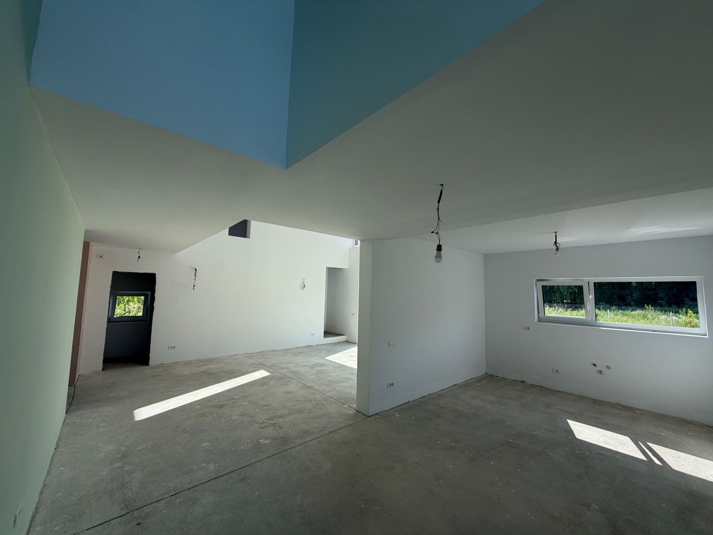 Casă unifamilială premium, arhitectură contemporană - Poză 1