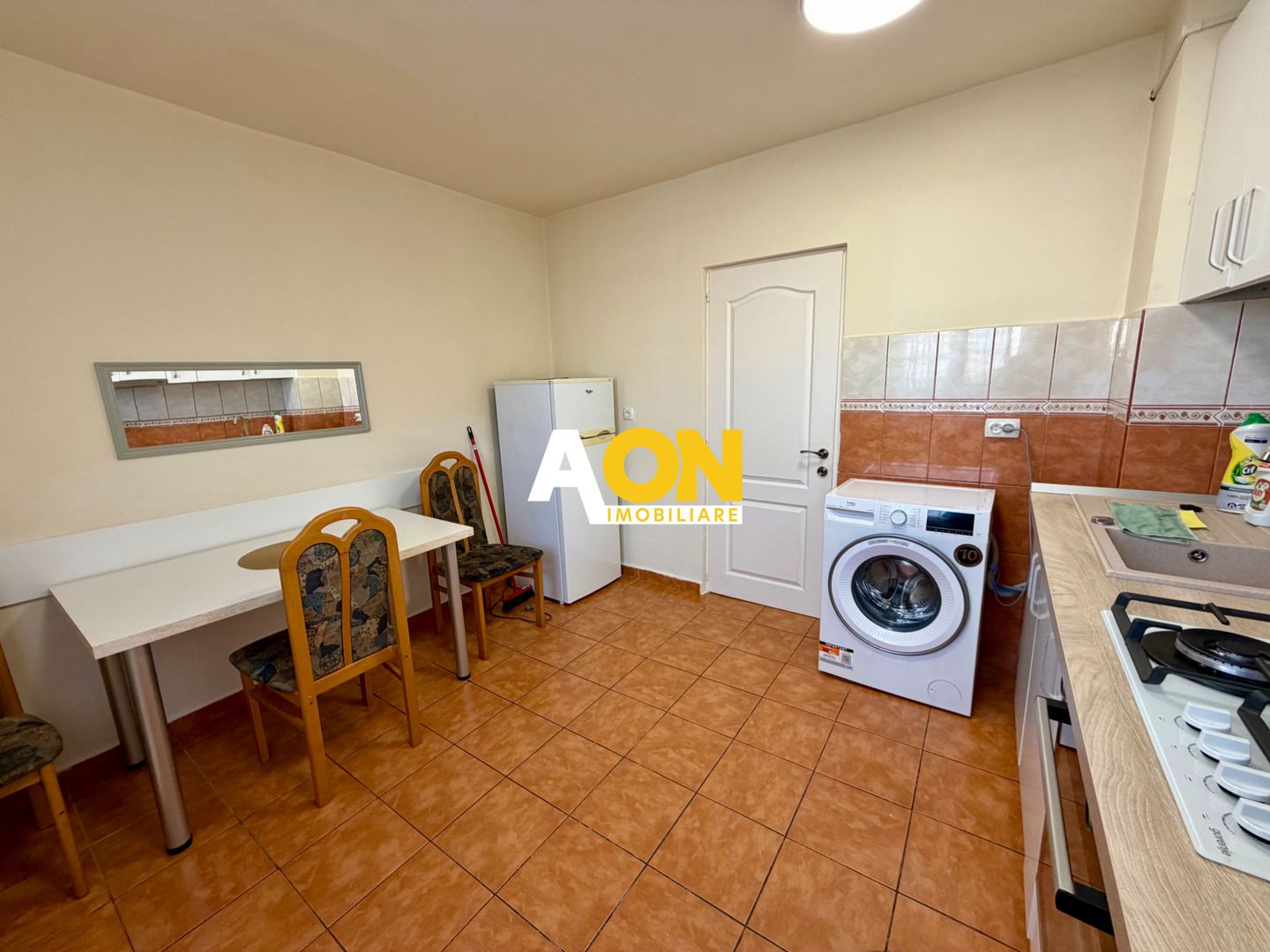 Apartament 2 Camere | Zona Cetate | Etaj 2 - Poză 5