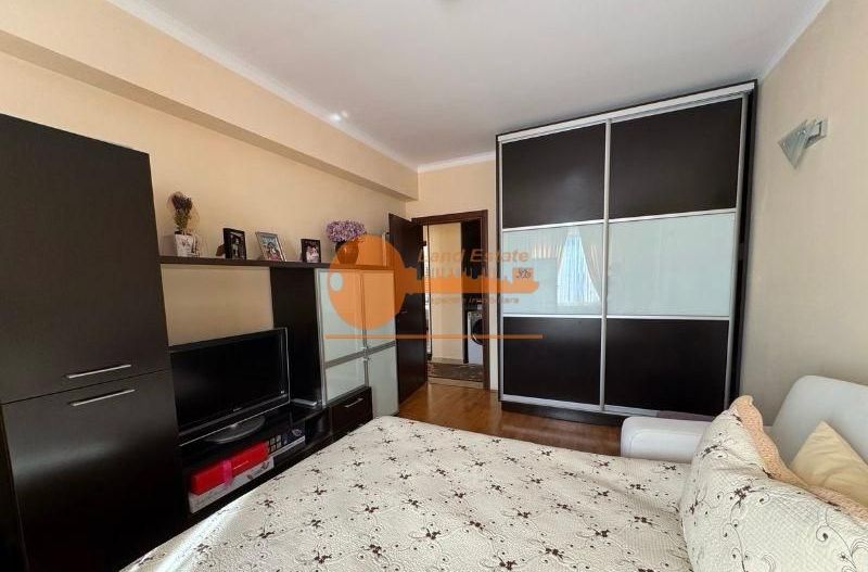 4 camere Floreasca-LAc Floreasca (loc parcare-bloc Boutique) - Poză 5