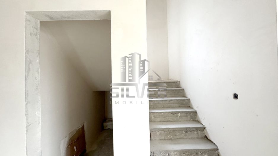 Casa  individuala cu teren de 472 mp in zona centrala. - Poză 12