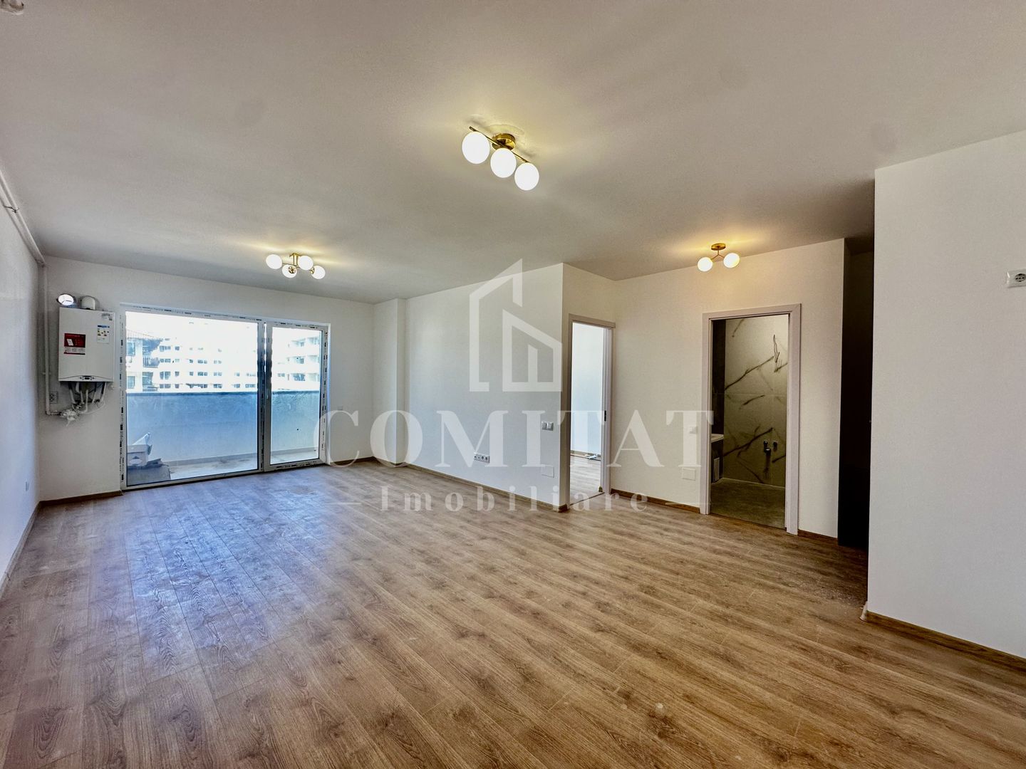 Apartament la etaj intermediar | Finisat | Eroilor - Poză 1
