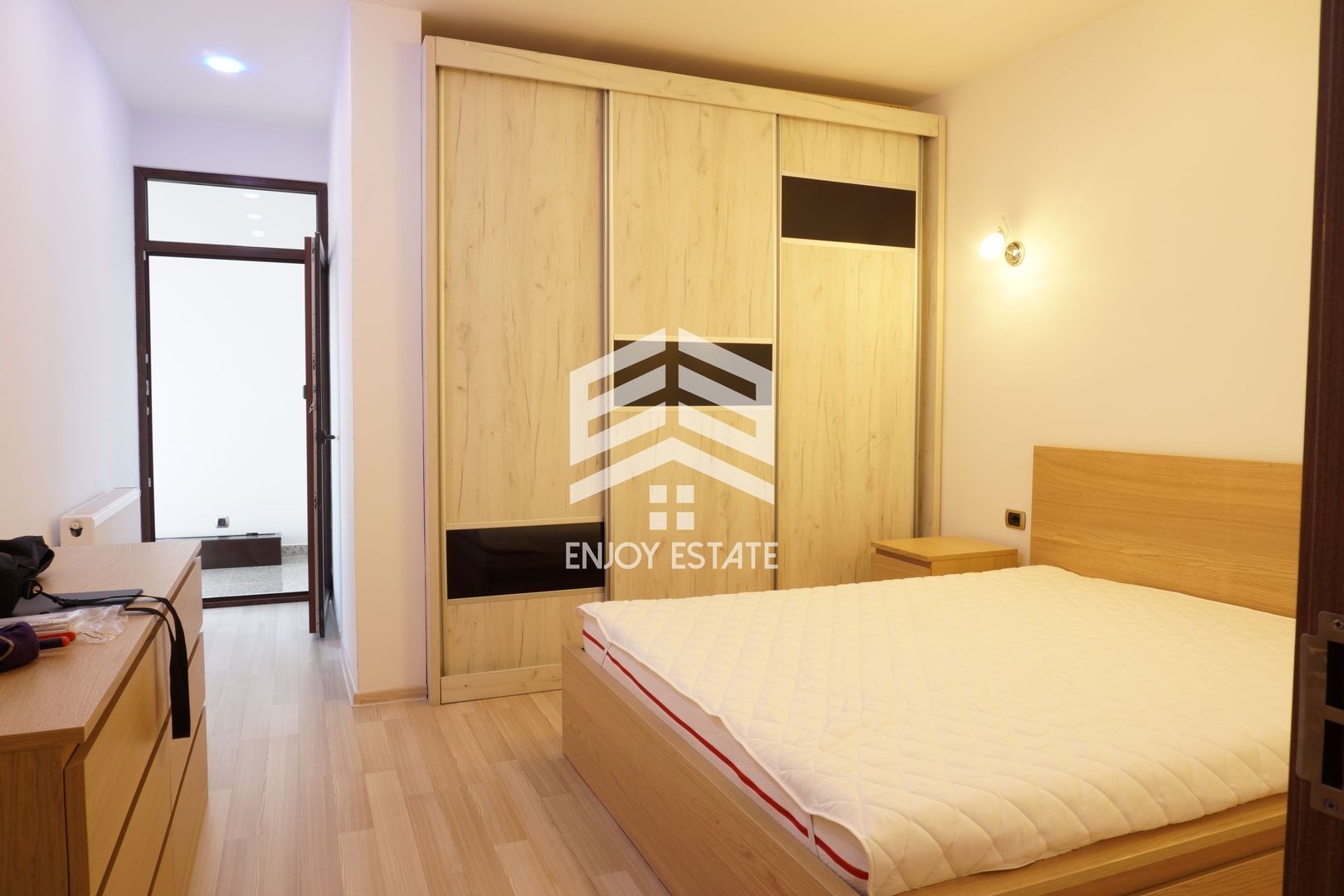 Apartament 3 camere, parcare, mobilat si utilat! - Poză 2
