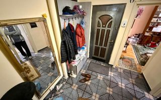 3 CAMERE DECOMANDAT--ETAJ 1--MOBILAT+UTILAT--ZONA FOARTE BUNA - Poză 8