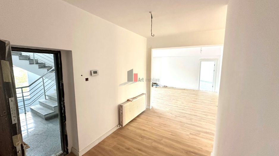 Apartament superb 3 camere Piata Muncii - Poză 1
